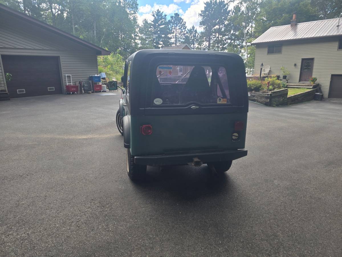 Jeep-cj7-1980-green-1