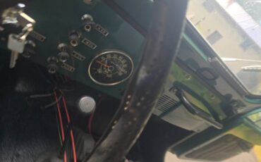 Jeep-cj7-1980-green-15