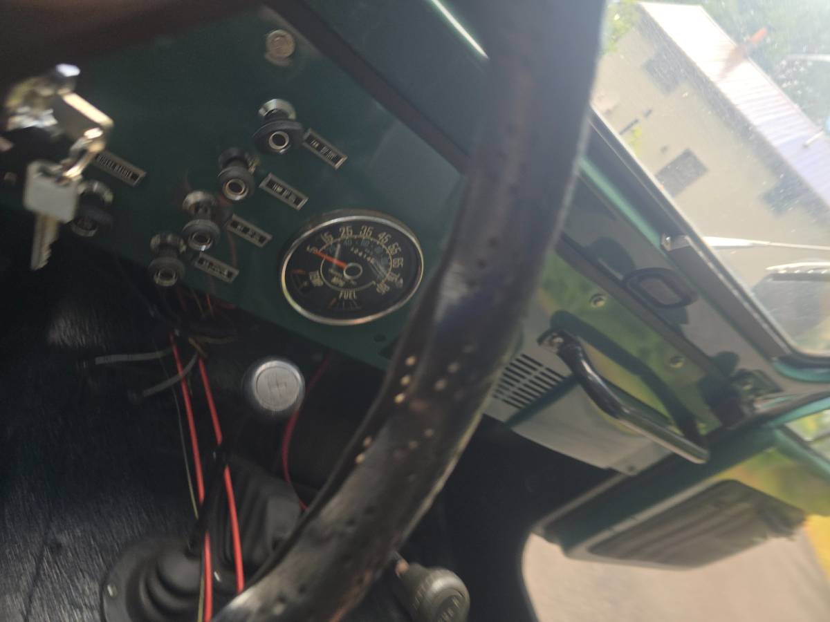 Jeep-cj7-1980-green-15
