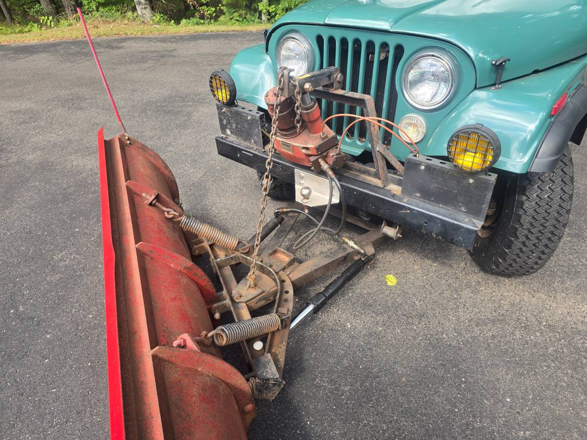 Jeep-cj7-1980-green-3