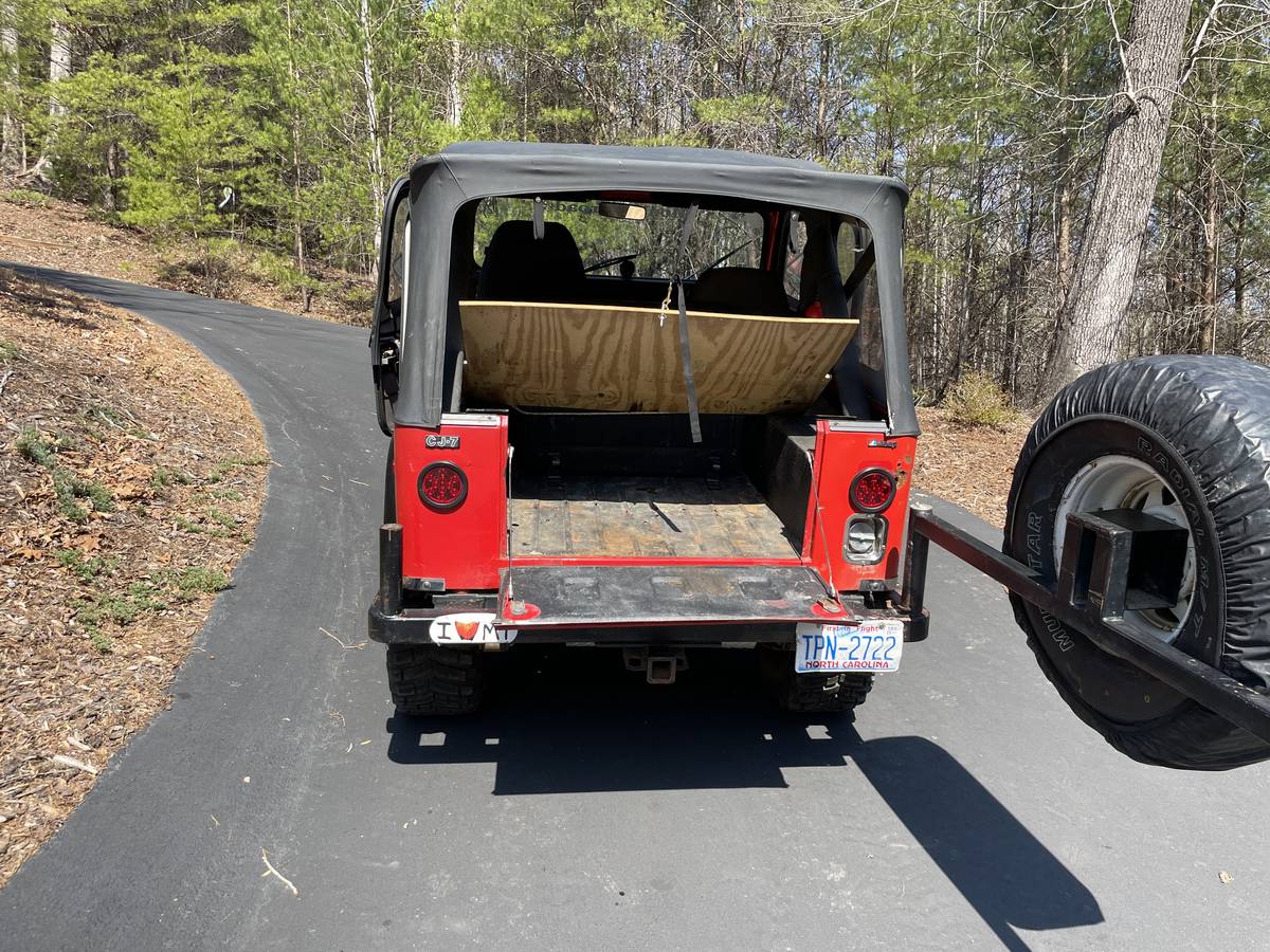 Jeep-cj7-1980-red-4