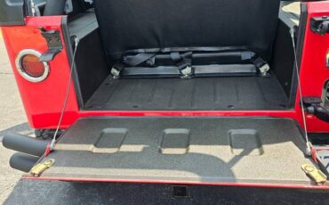 Jeep-cj7-1983-red-15