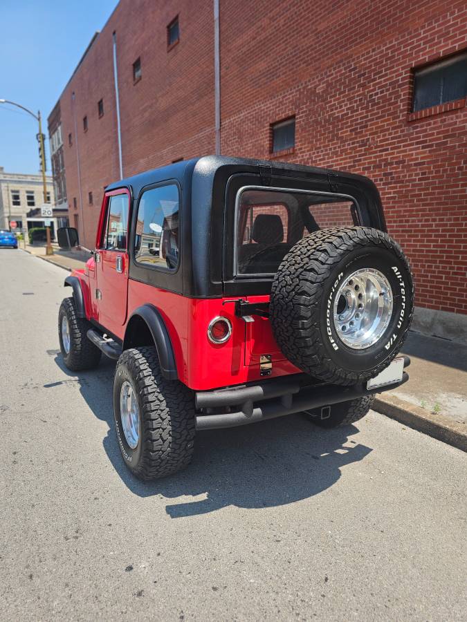 Jeep-cj7-1983-red-2
