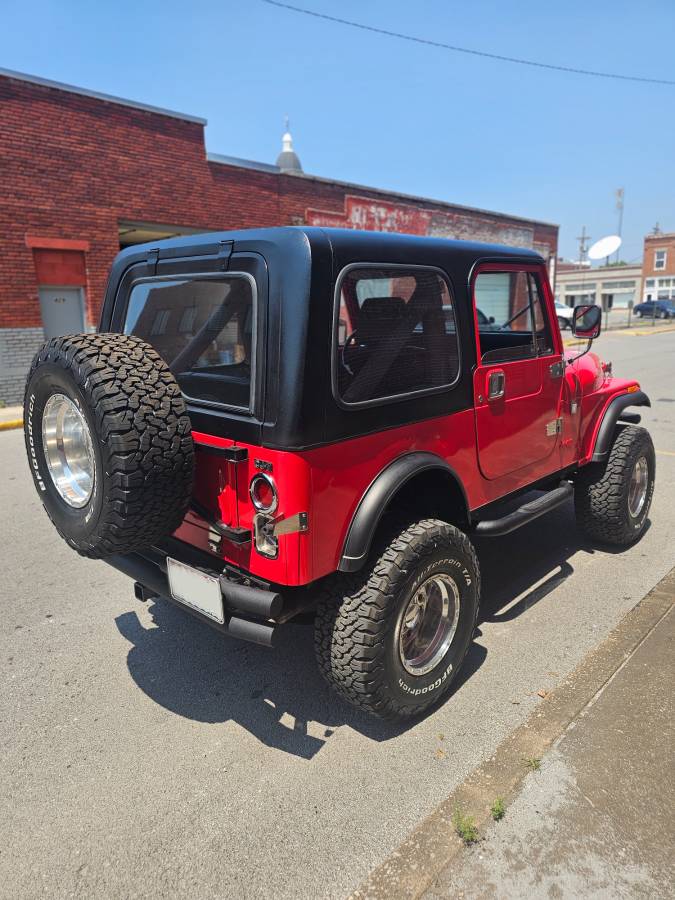 Jeep-cj7-1983-red-3