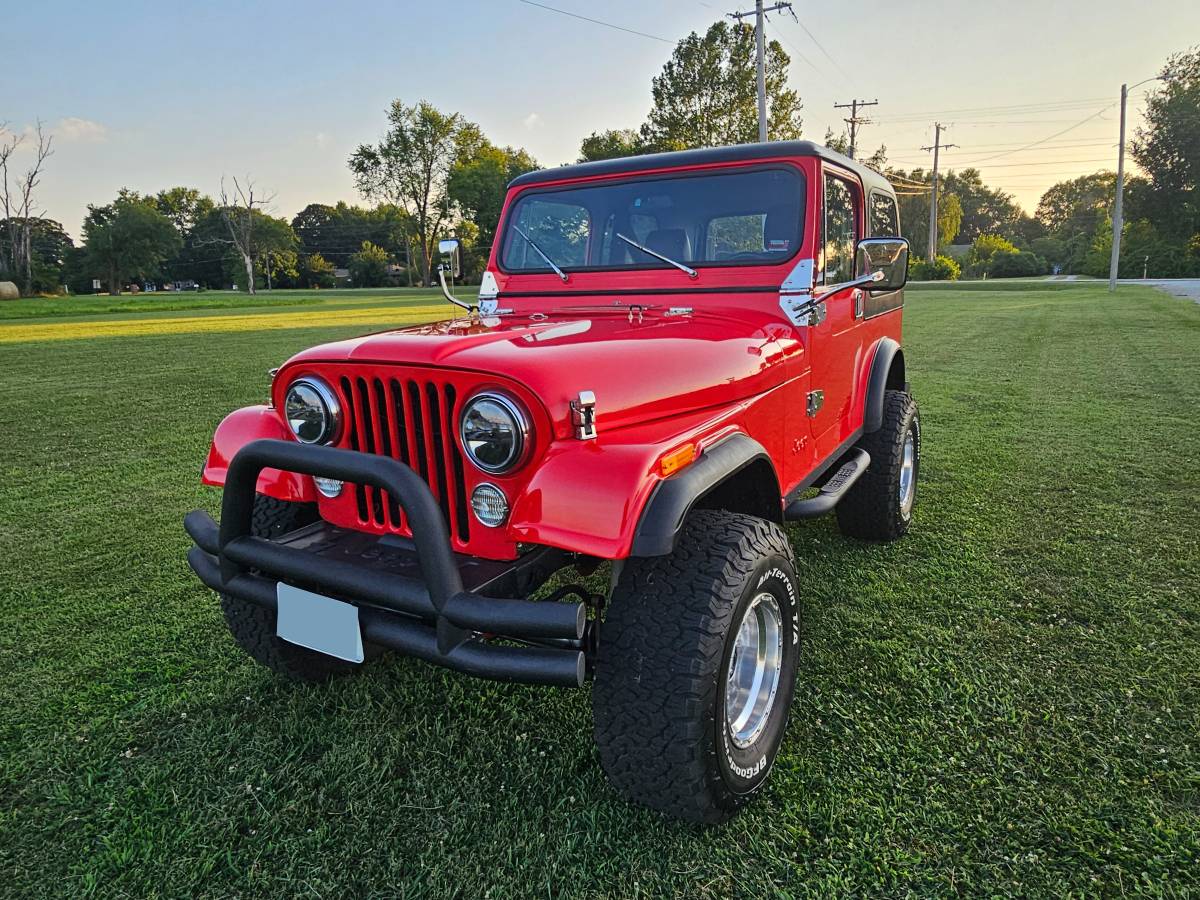 Jeep-cj7-1983-red-7