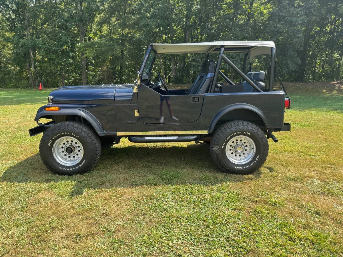 Jeep-cj7-1984-blue-8
