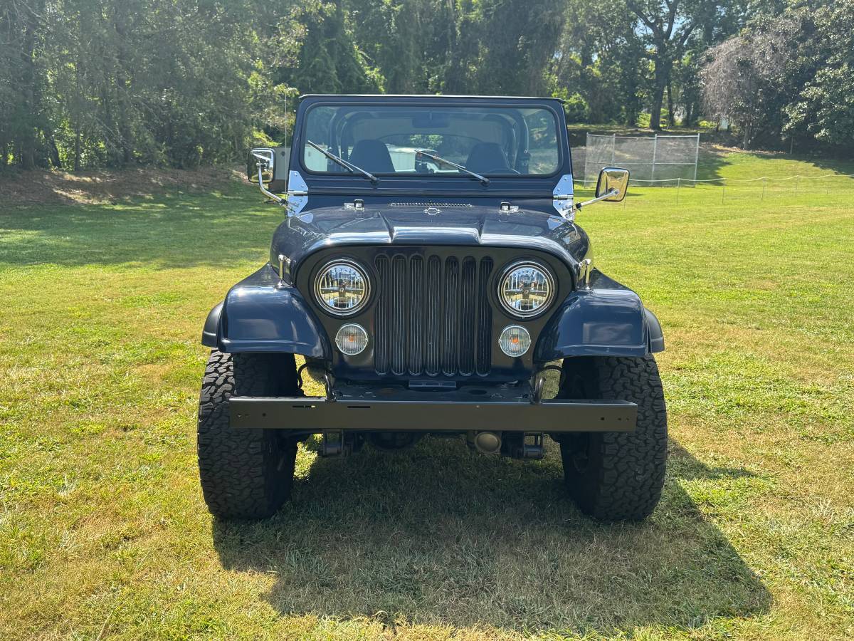 Jeep-cj7-1984-blue