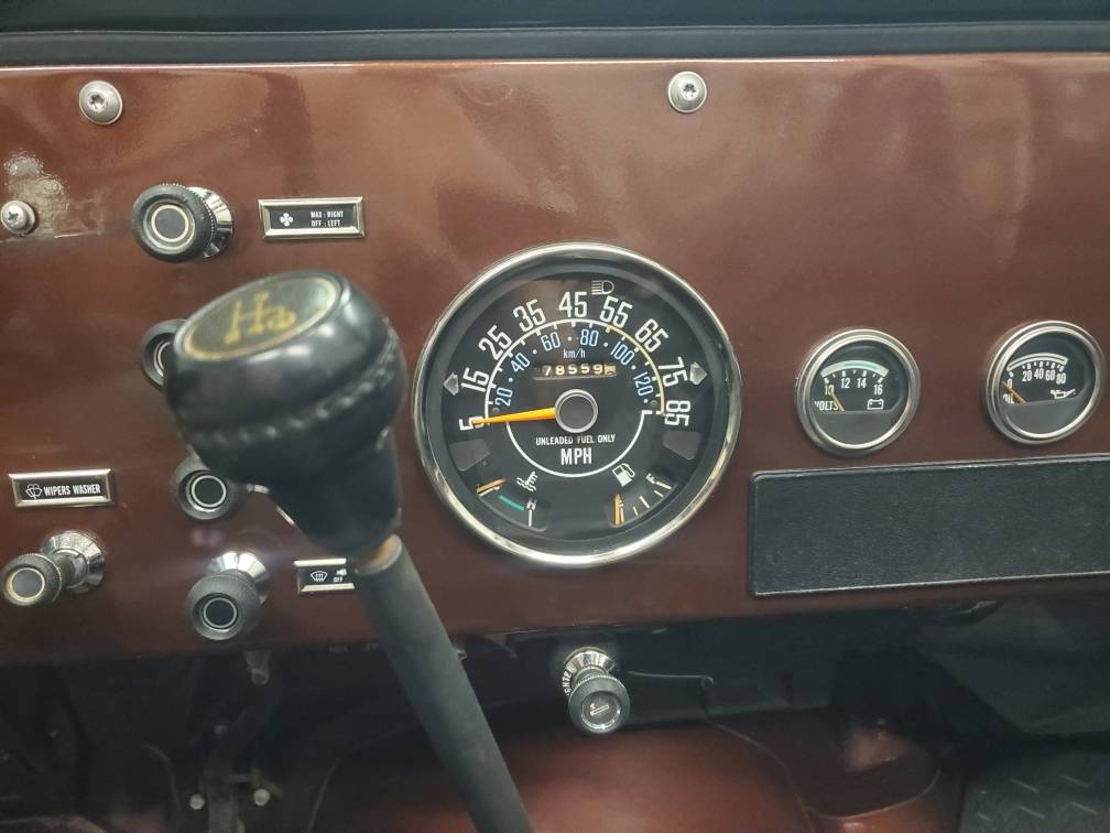 Jeep-cj7-1984-brown-15