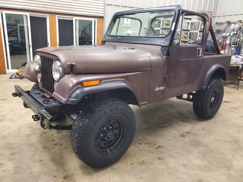 Jeep-cj7-1984-brown-2