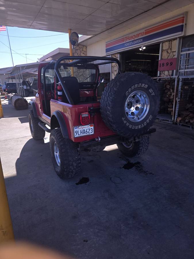 Jeep-cj7-1985-red-2