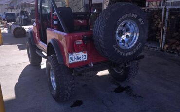 Jeep-cj7-1985-red-2