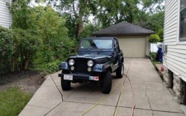 Jeep-cj7-1986-green-10