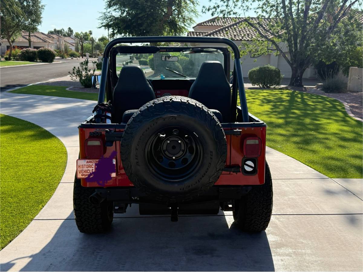 Jeep-cj7-1986-red-18