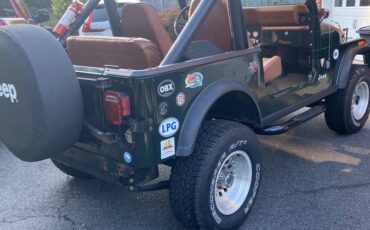 Jeep-cj7-laredo-1984-green-3