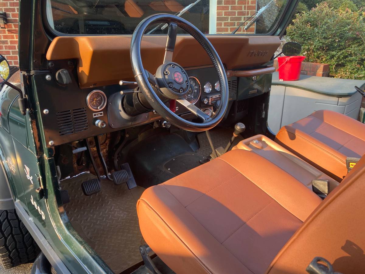 Jeep-cj7-laredo-1984-green-5