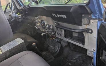 Jeep-cj8-scrambler-1984-blue-2