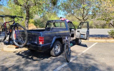Jeep-comanche-1988-blue-1