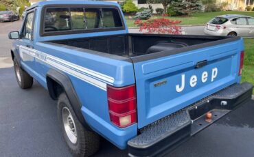 Jeep-comanche-6quot-pickup-base-1988-blue-11