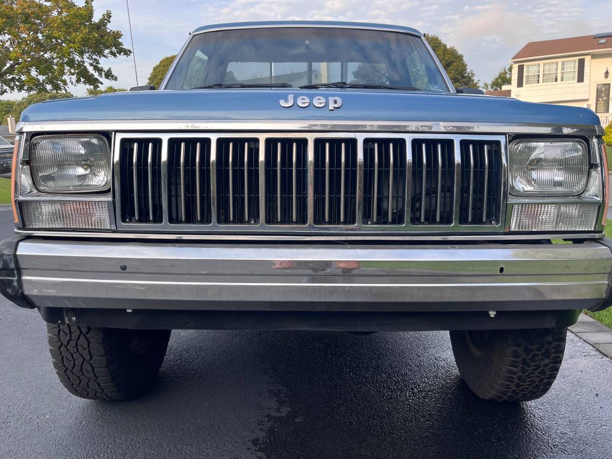 Jeep-comanche-6quot-pickup-base-1988-blue-13