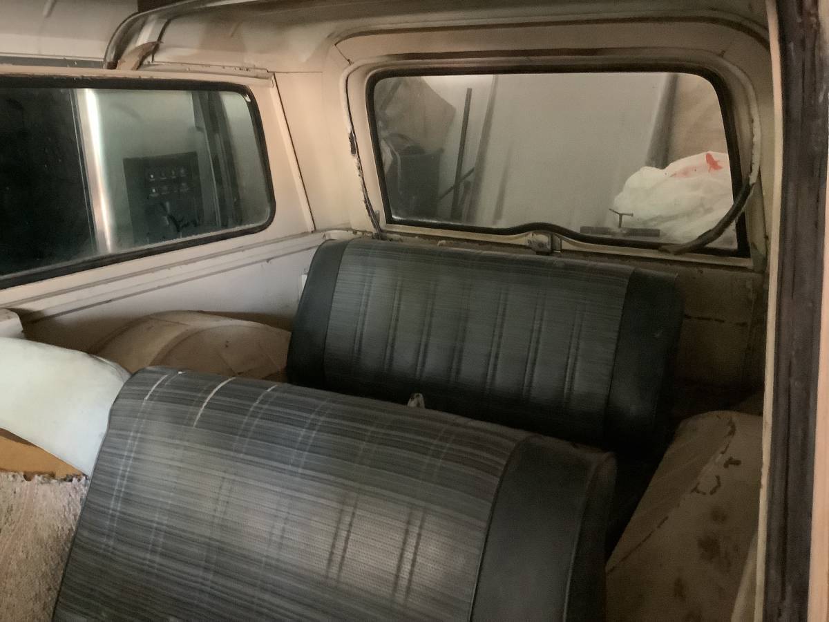 Jeep-commander-4x4-1972-4