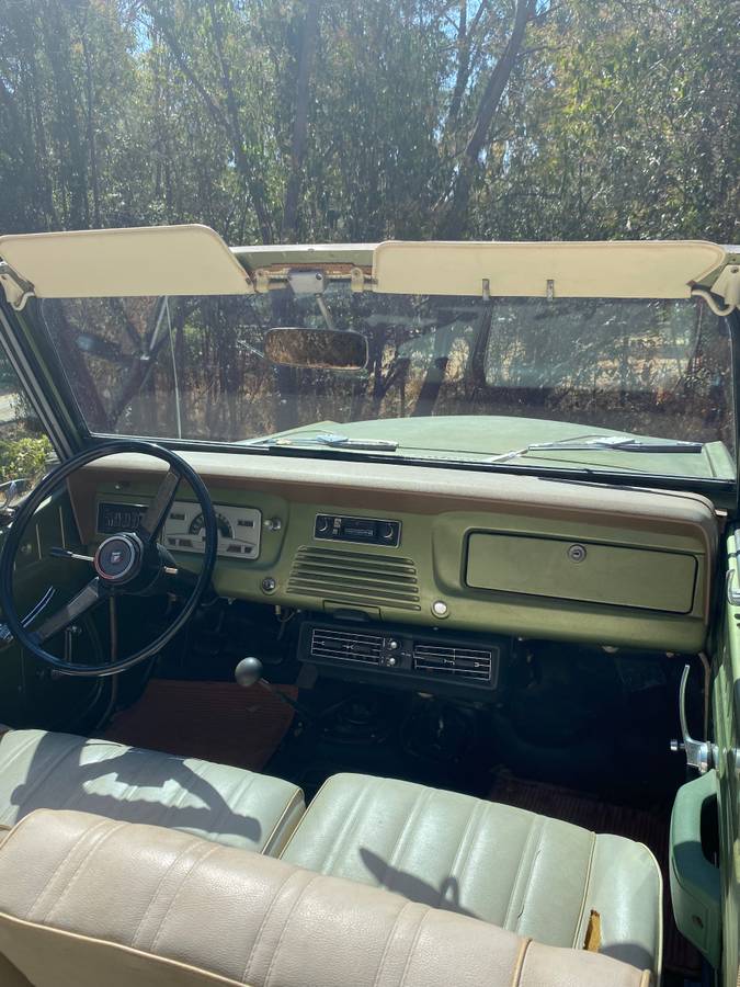 Jeep-commando-1973-1