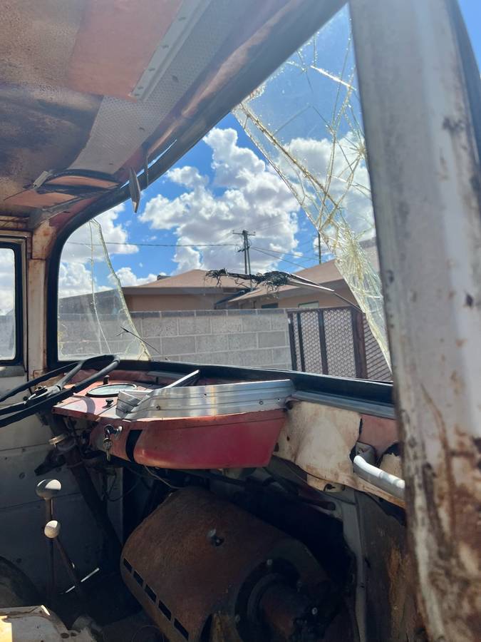 Jeep-fc-170-1957-custom-10