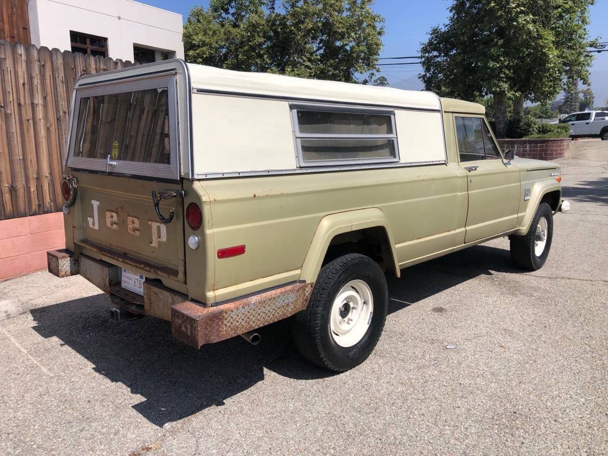 Jeep-gladiator-1970-green-9