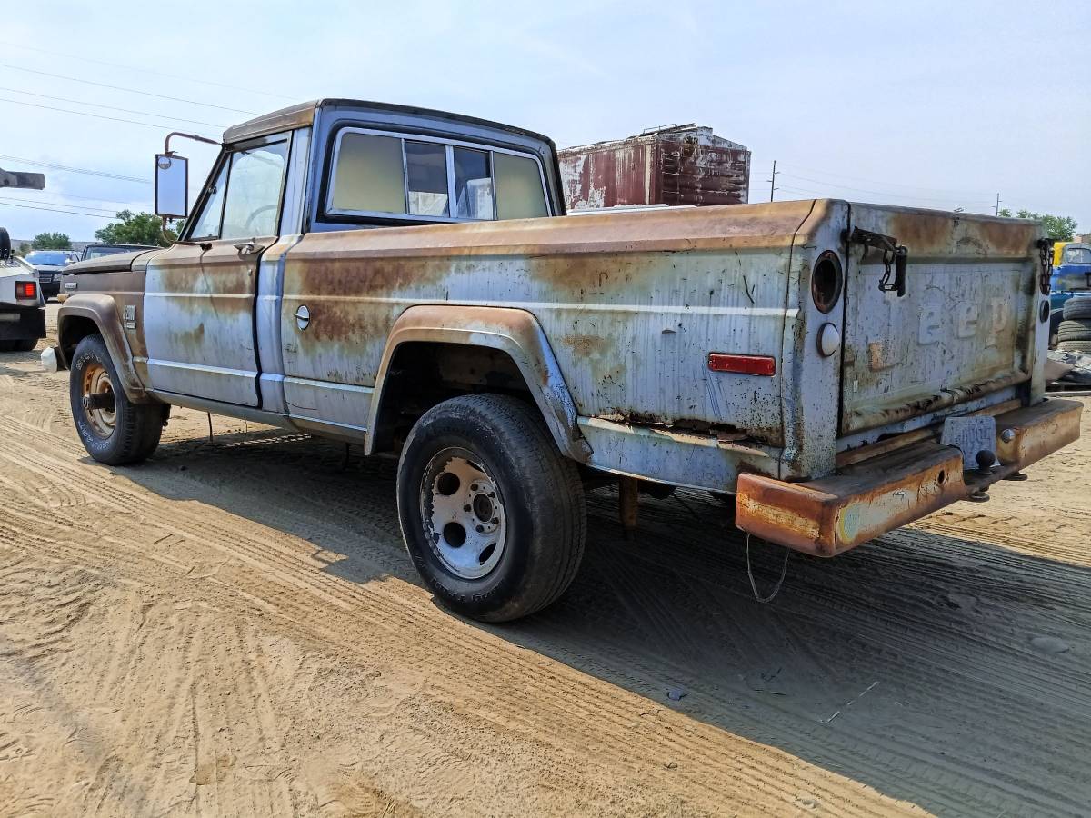 Jeep-gladiator-1971-11