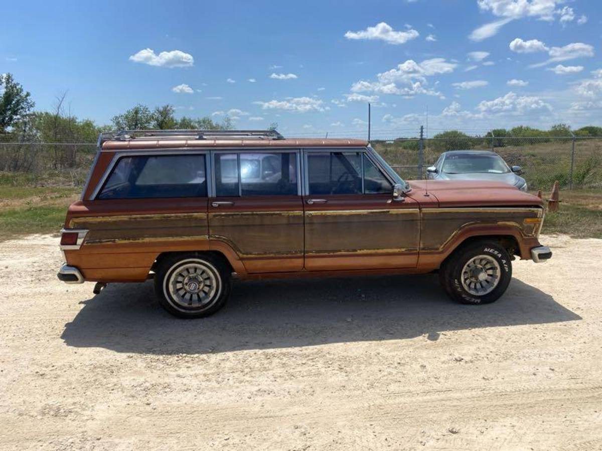 Jeep-grand-cherokee-1982-5