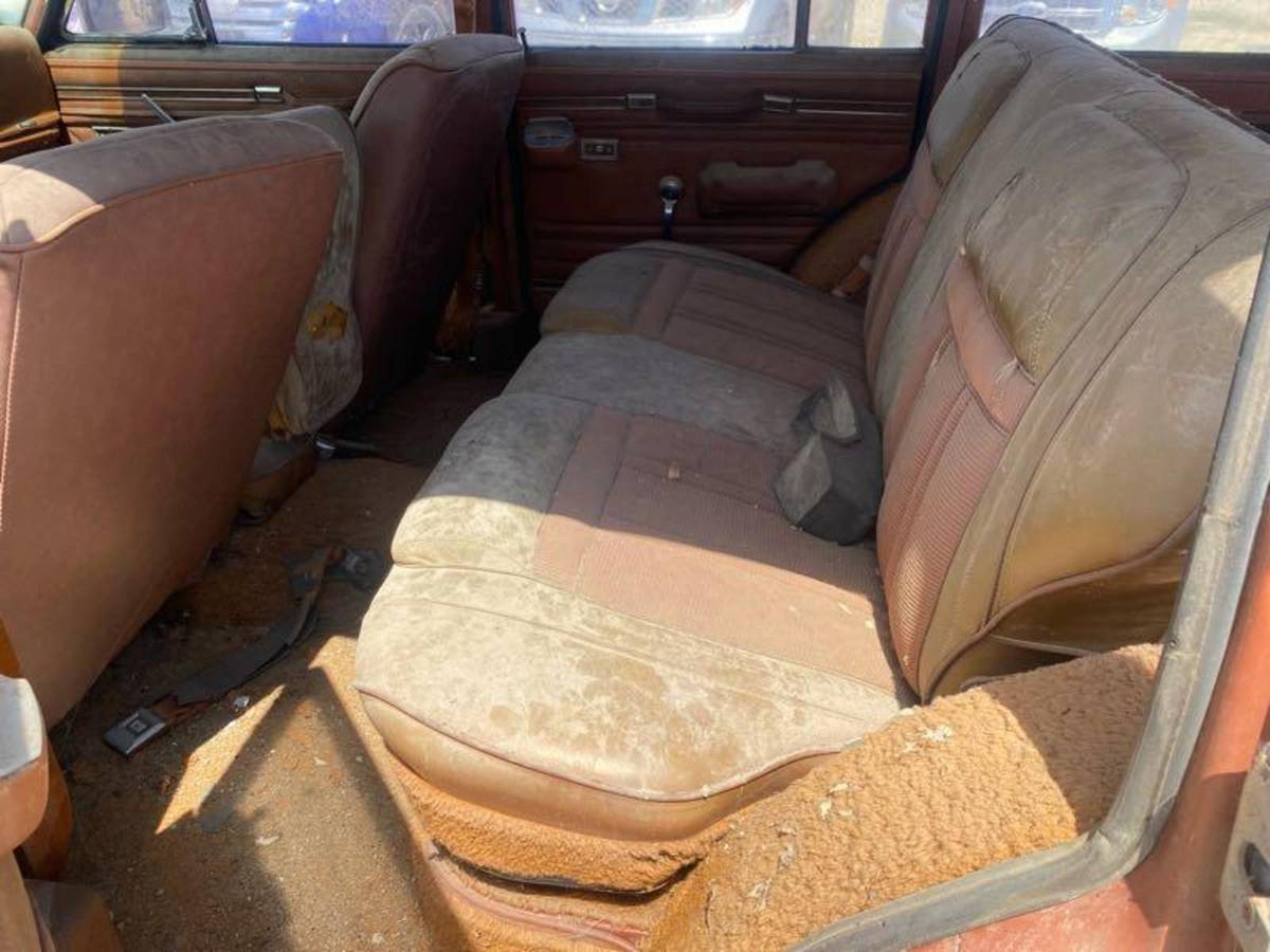 Jeep-grand-cherokee-1982-8