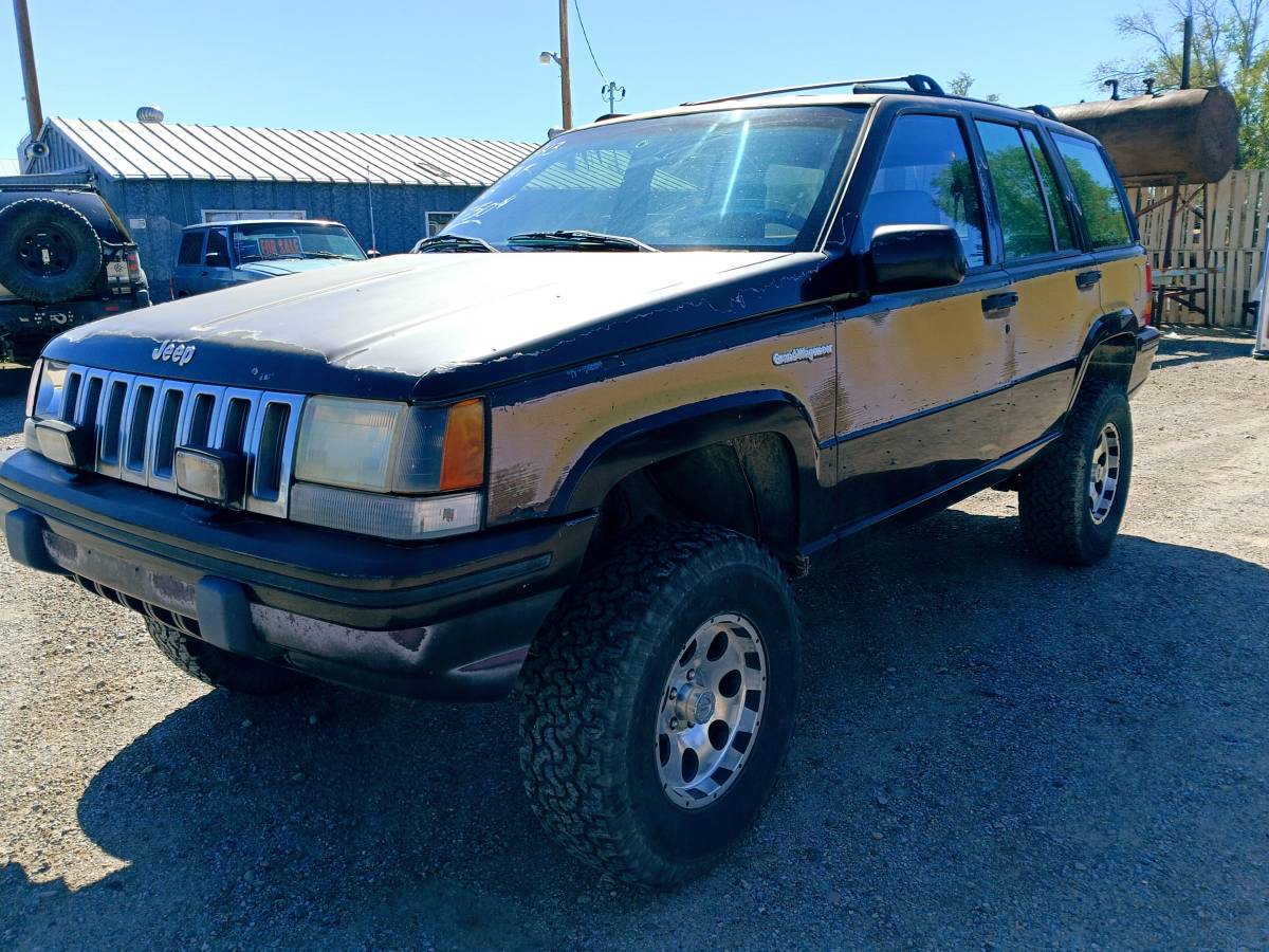 Jeep-grand-cherokee-1993-black-1
