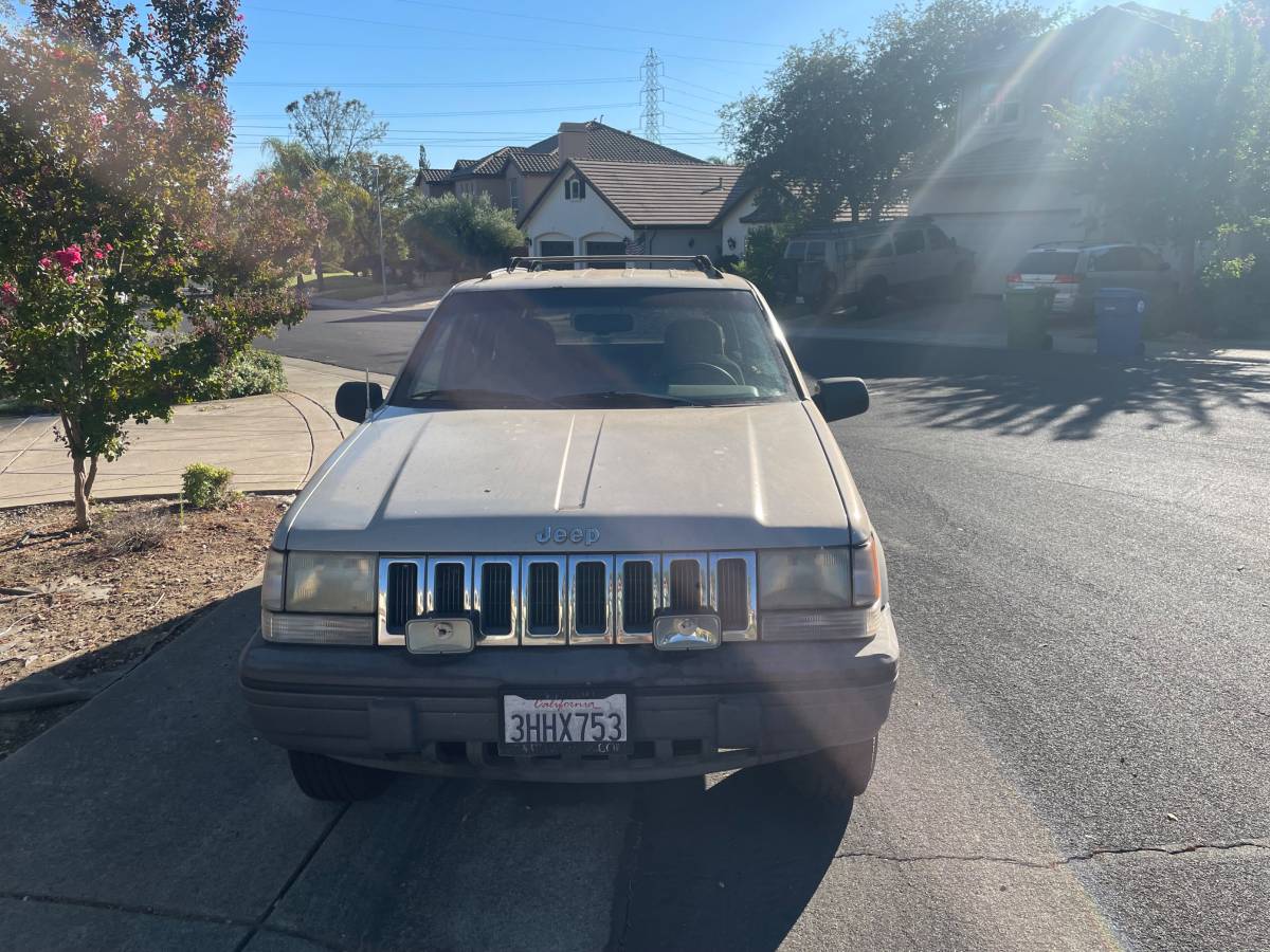 Jeep-grand-cherokee-1994-brown