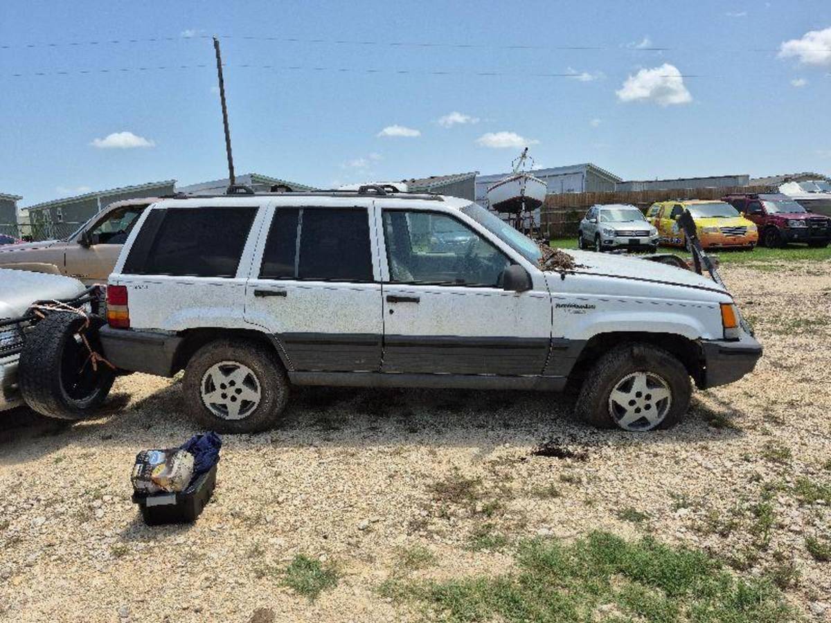 Jeep-grand-cherokee-1995-2