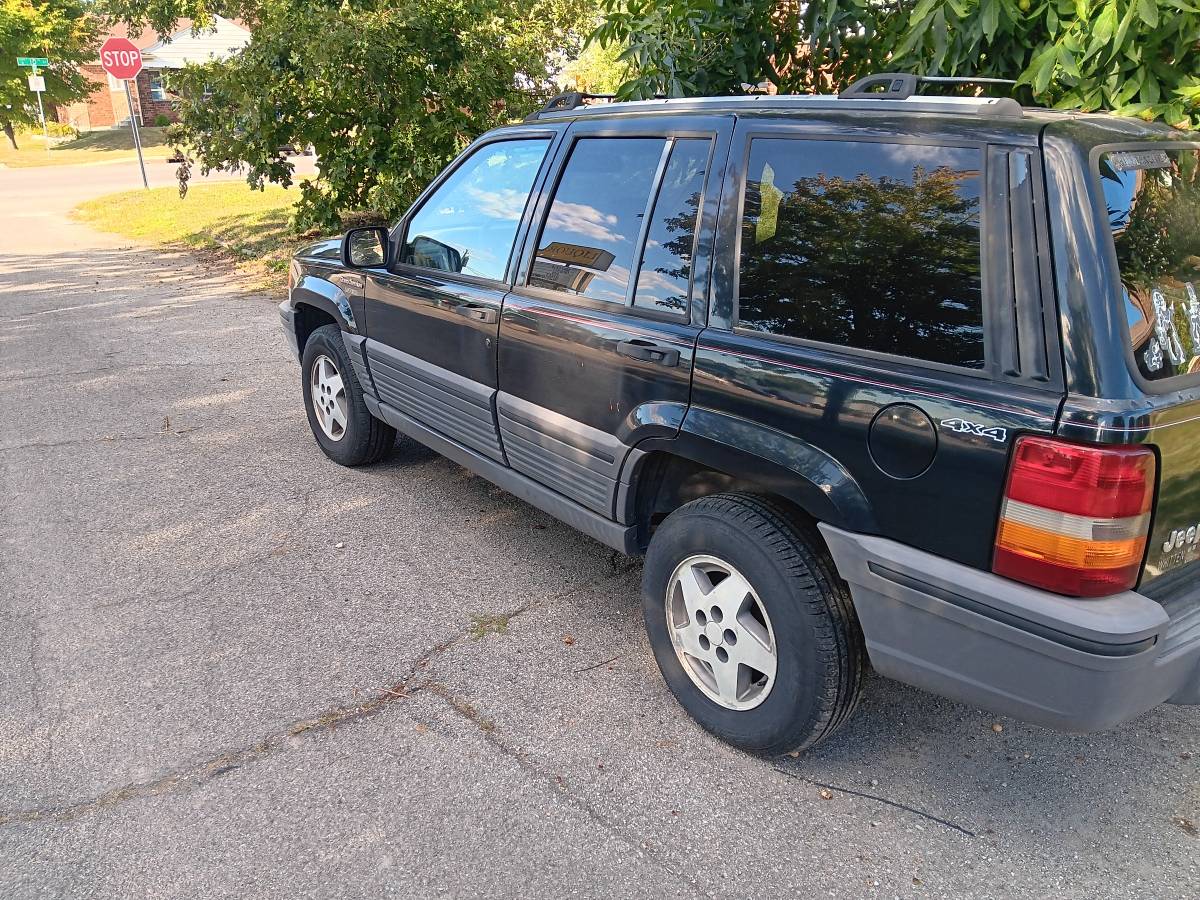 Jeep-grand-cherokee-1995-black-3