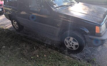 Jeep-grand-cherokee-1995-black-6
