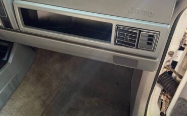 Jeep-grand-cherokee-laredo-1990-white-15