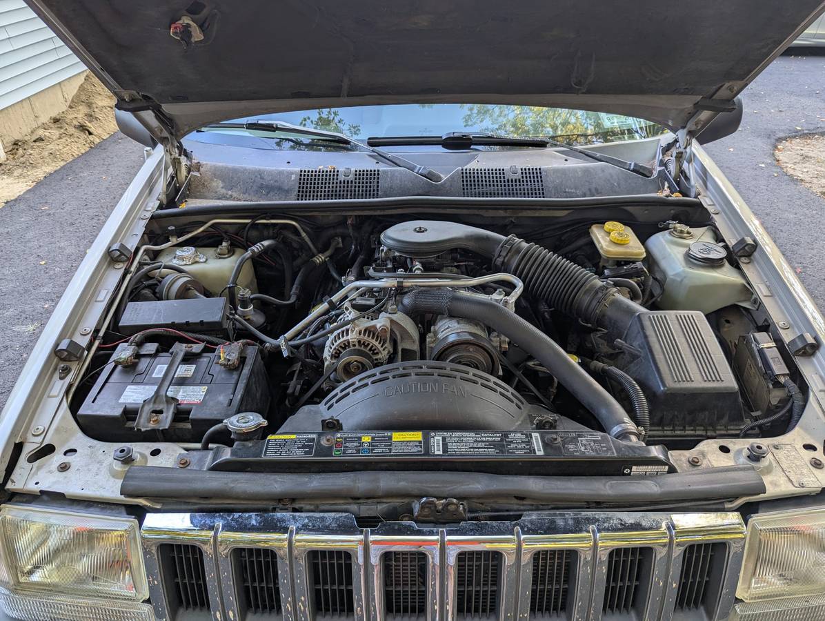 Jeep-grand-cherokee-laredo-1994-custom-13