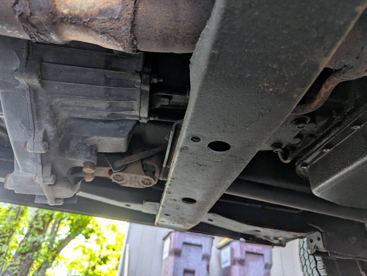 Jeep-grand-cherokee-laredo-1994-custom-17