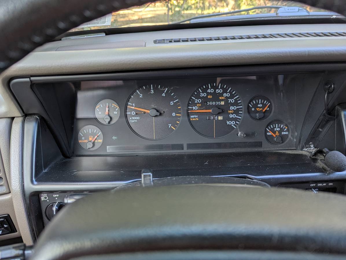 Jeep-grand-cherokee-laredo-1994-custom-19