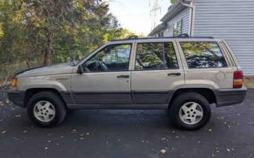 Jeep-grand-cherokee-laredo-1994-custom