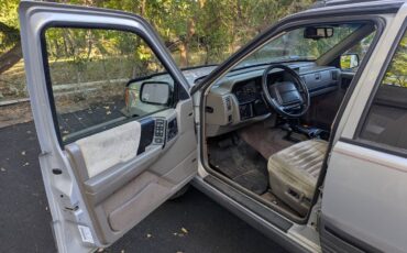 Jeep-grand-cherokee-laredo-1994-custom-4