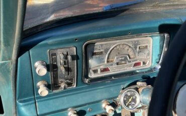 Jeep-grand-wagoneer-1966-blue-15