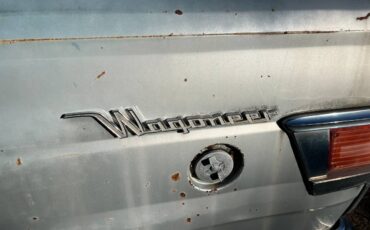 Jeep-grand-wagoneer-1966-blue-17