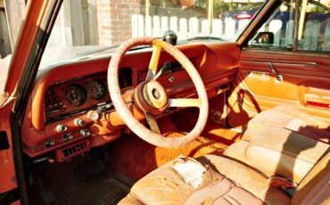 Jeep-grand-wagoneer-1984-brown-2