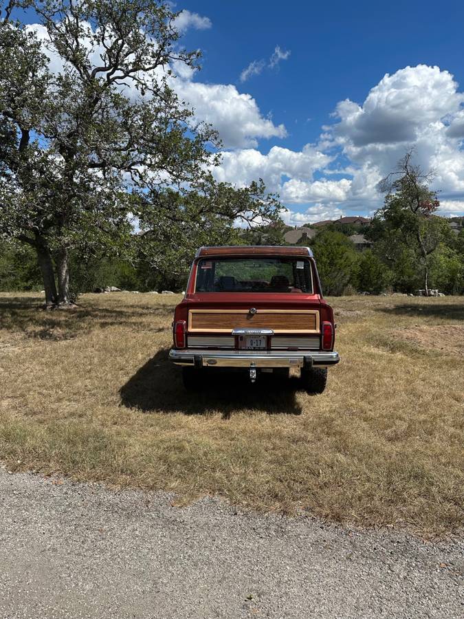 Jeep-grand-wagoneer-1985-2