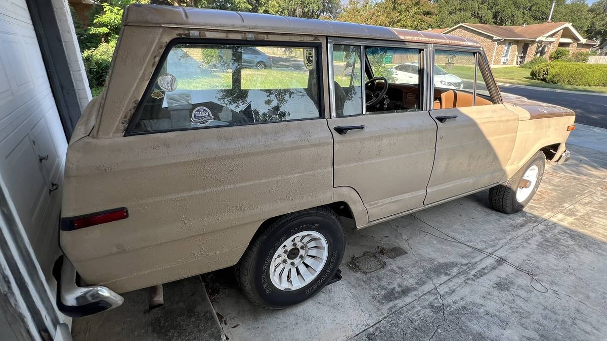 Jeep-grand-wagoneer-1985-2