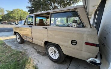 Jeep-grand-wagoneer-1985-3