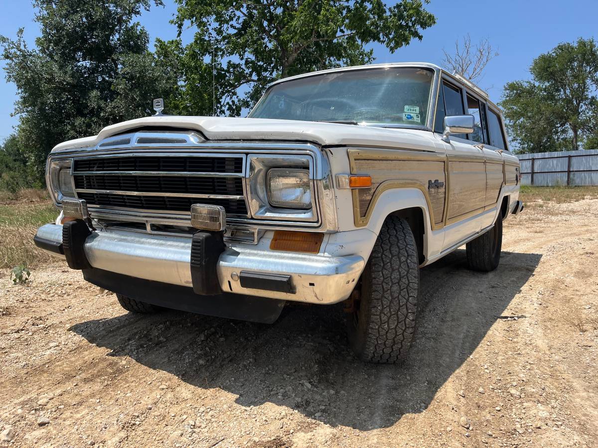 Jeep-grand-wagoneer-1986-white