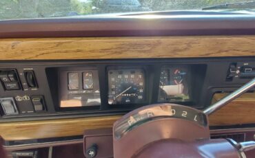 Jeep-grand-wagoneer-1988-9
