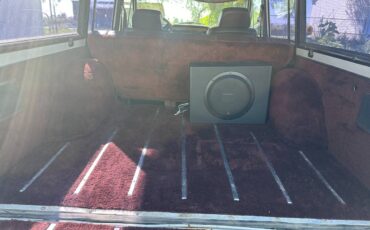 Jeep-grand-wagoneer-1988-white-8